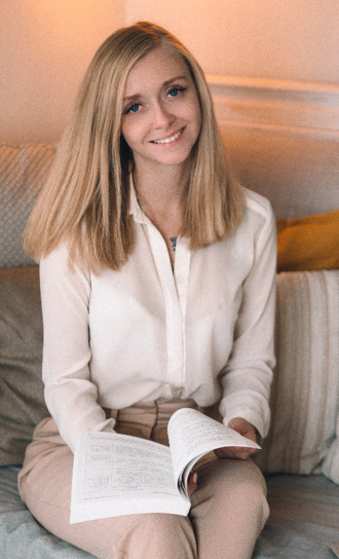 Сайт репетитора по русскому языку и литературе (преподаватель Евгения Игоревна).