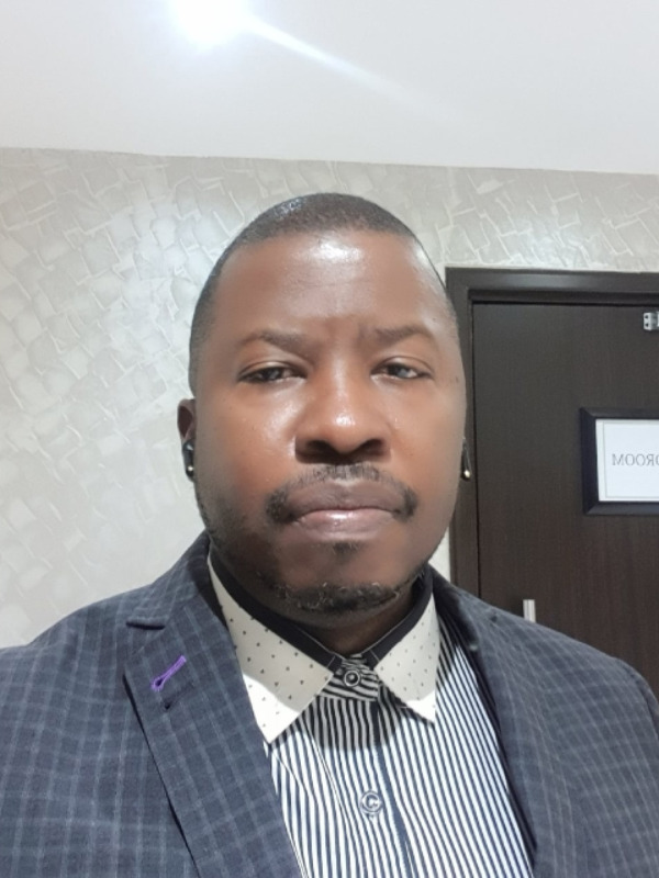 Изикел Олаволе